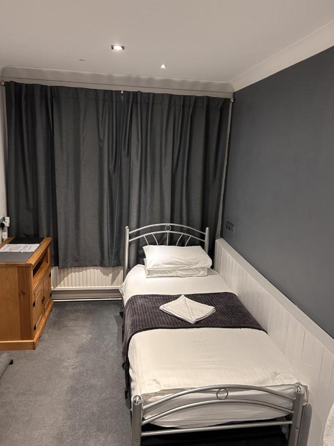 Rock House Bed And Breakfast Maidstone Eksteriør billede