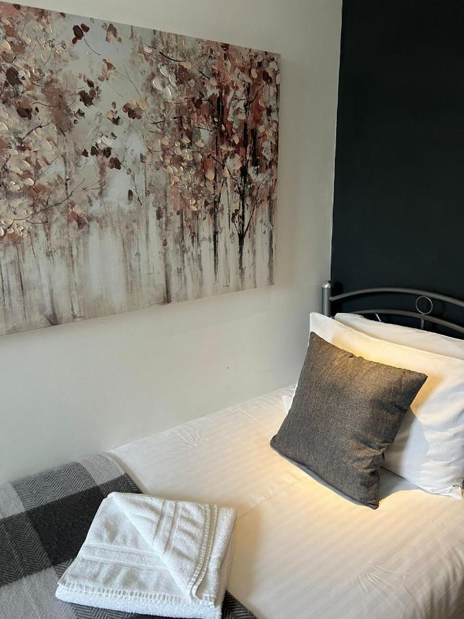 Rock House Bed And Breakfast Maidstone Værelse billede
