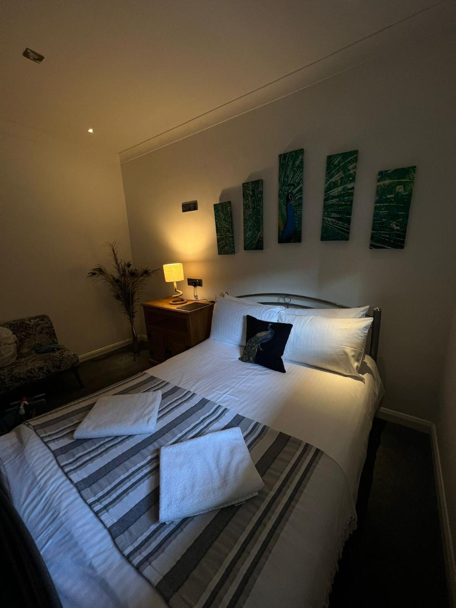Rock House Bed And Breakfast Maidstone Værelse billede